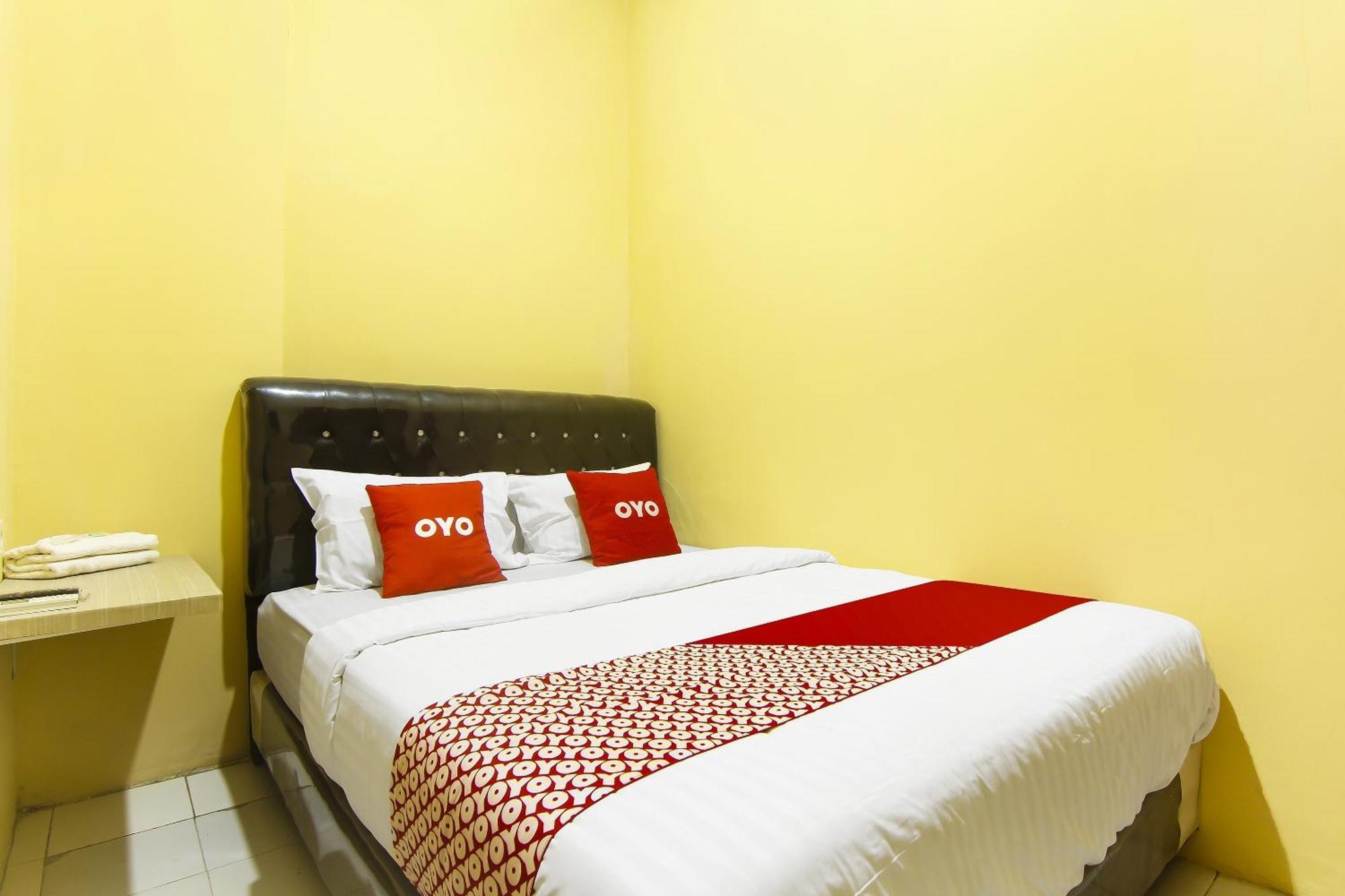 Oyo 90900 Pagi Sore Residence Padang  Exteriér fotografie